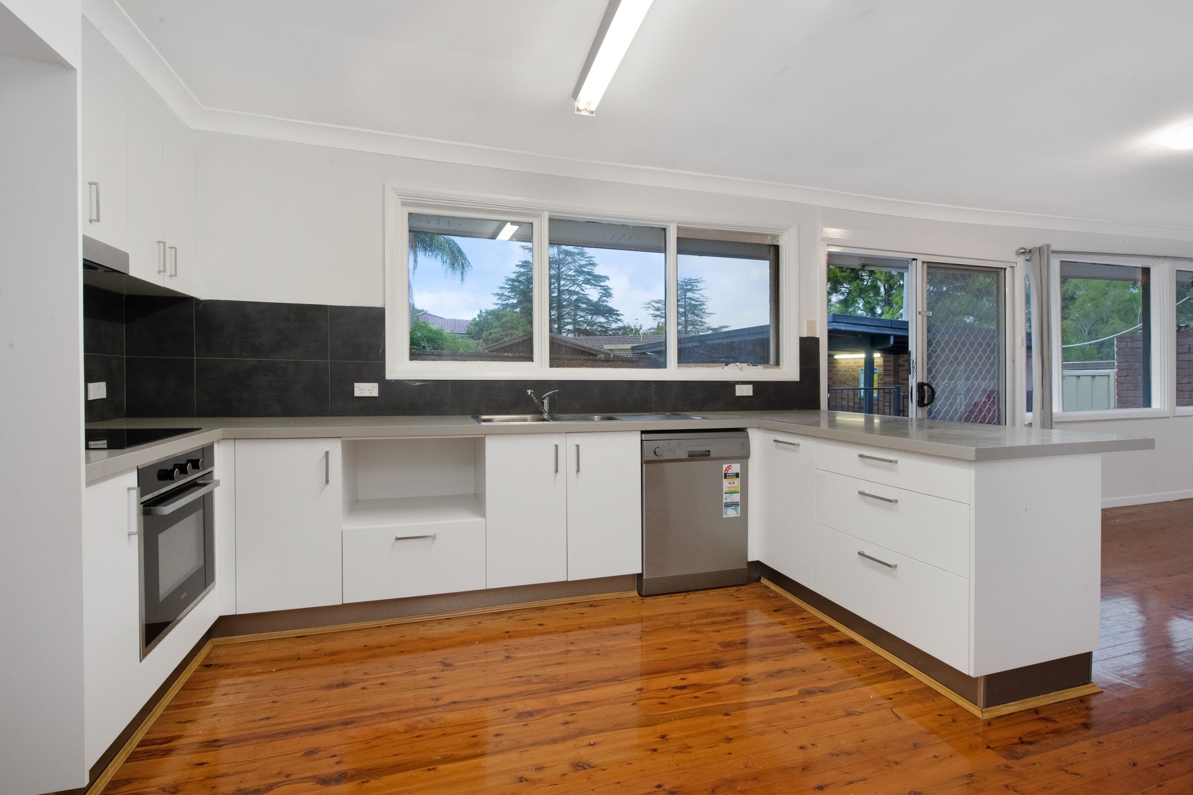 14 Sheila Place, Kellyville NSW 2155, Kellyville - Thumbnail 3