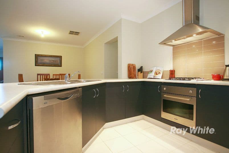 7 Alpine Heath Way, LYNDHURST VIC 3975, Lyndhurst - Thumbnail 2