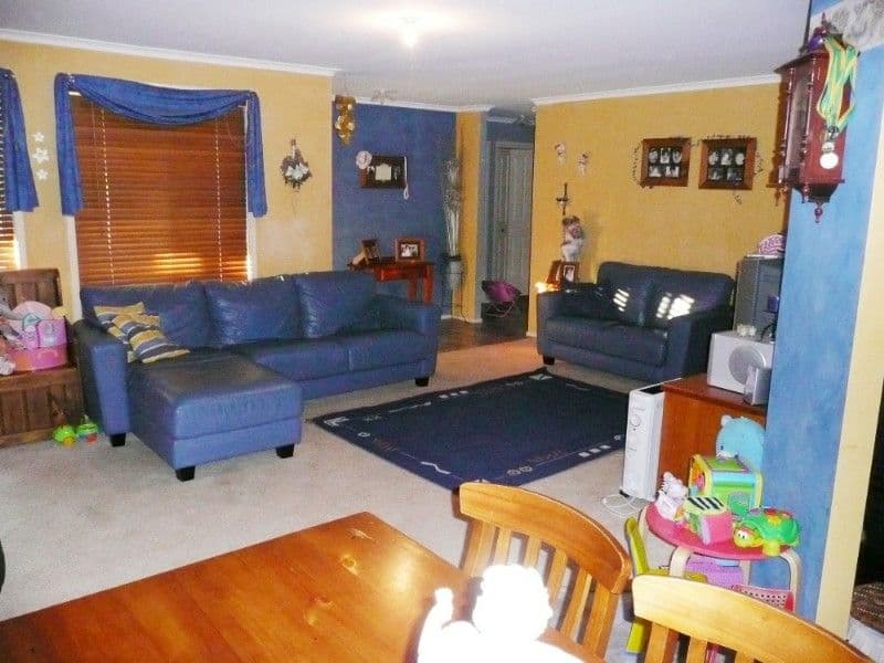 34 Rosella Circuit, BLUE HAVEN NSW 2262, Blue Haven - Thumbnail 4