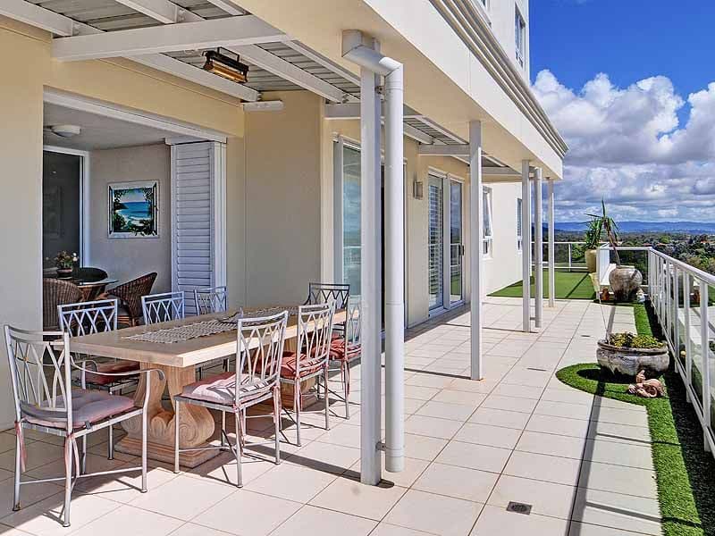 212 Marine Parade, LABRADOR QLD 4215, Labrador - Thumbnail 2
