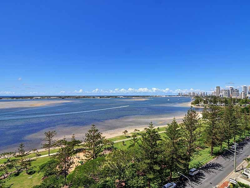212 Marine Parade, LABRADOR QLD 4215, Labrador - Thumbnail 7