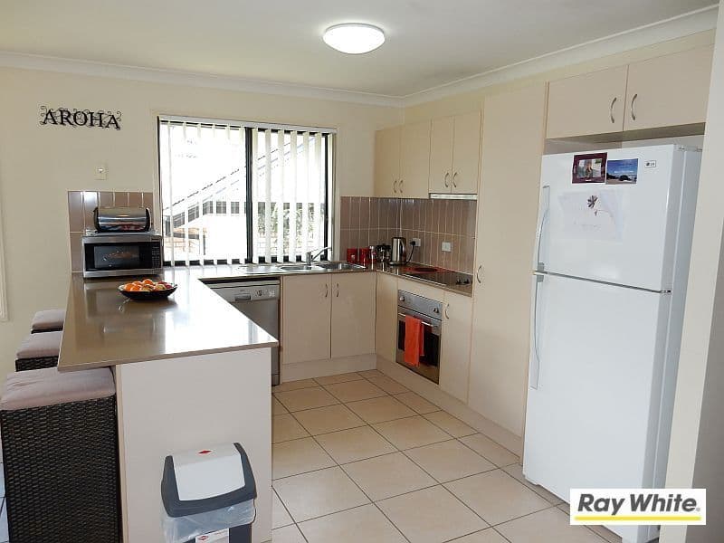 16 Hydrangea Street, ORMEAU QLD 4208, Ormeau - Thumbnail 2