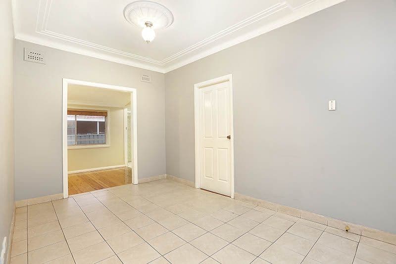 21 Coleraine Street, Fairfield - Thumbnail 8