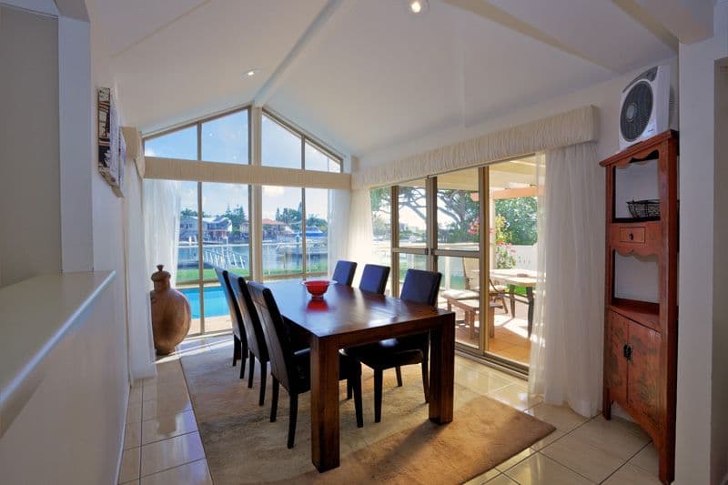 31 Howard Street, RUNAWAY BAY QLD 4216, Runaway Bay - Thumbnail 5