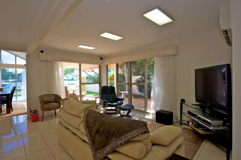 31 Howard Street, RUNAWAY BAY QLD 4216, Runaway Bay - Thumbnail 6