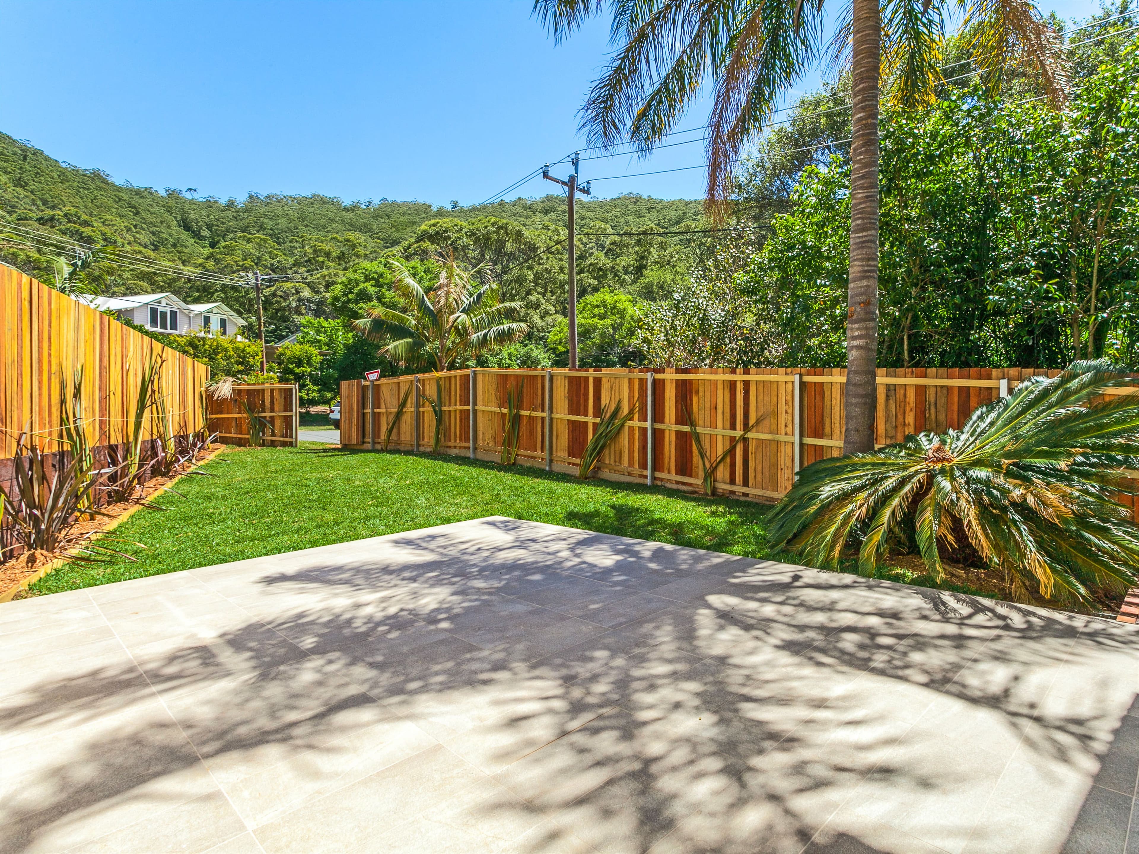 2 Railway Crescent, Stanwell Park - Thumbnail 3