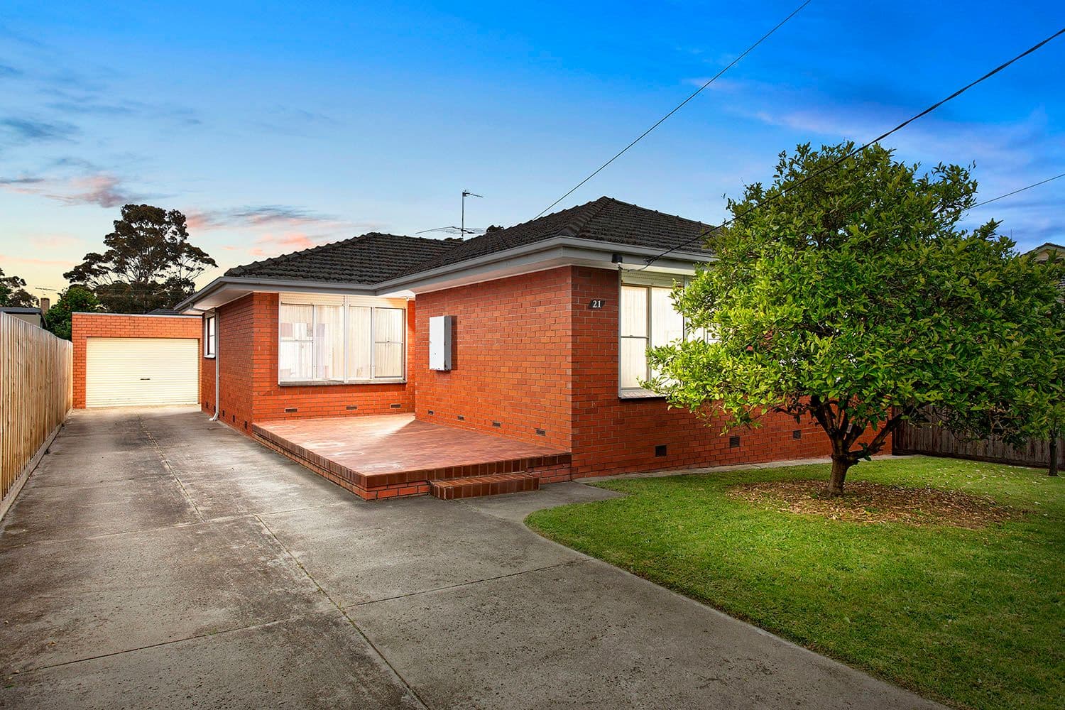 21 Warren Road, Cheltenham VIC 3192, Cheltenham - Image 1
