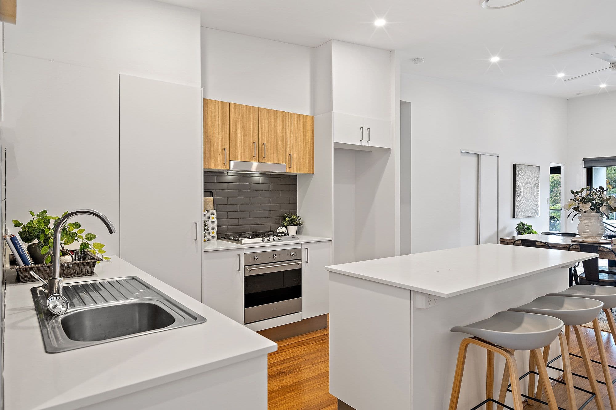 64 Tenby Street, Mount Gravatt QLD 4122, Mount Gravatt - Thumbnail 4
