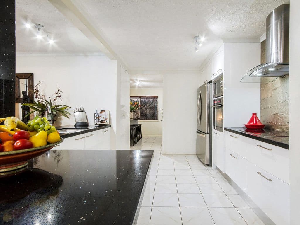 156 Tahiti Avenue, Palm Beach QLD 4221, Palm Beach - Thumbnail 8