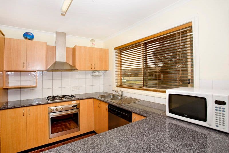 1 Templeton Court, ST ALBANS PARK VIC 3219, St Albans Park - Image 1