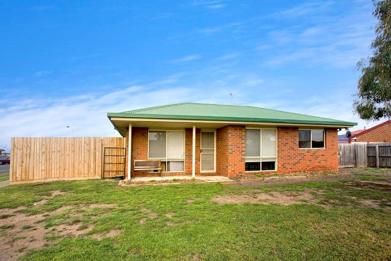 1 Templeton Court, ST ALBANS PARK VIC 3219, St Albans Park - Thumbnail 2