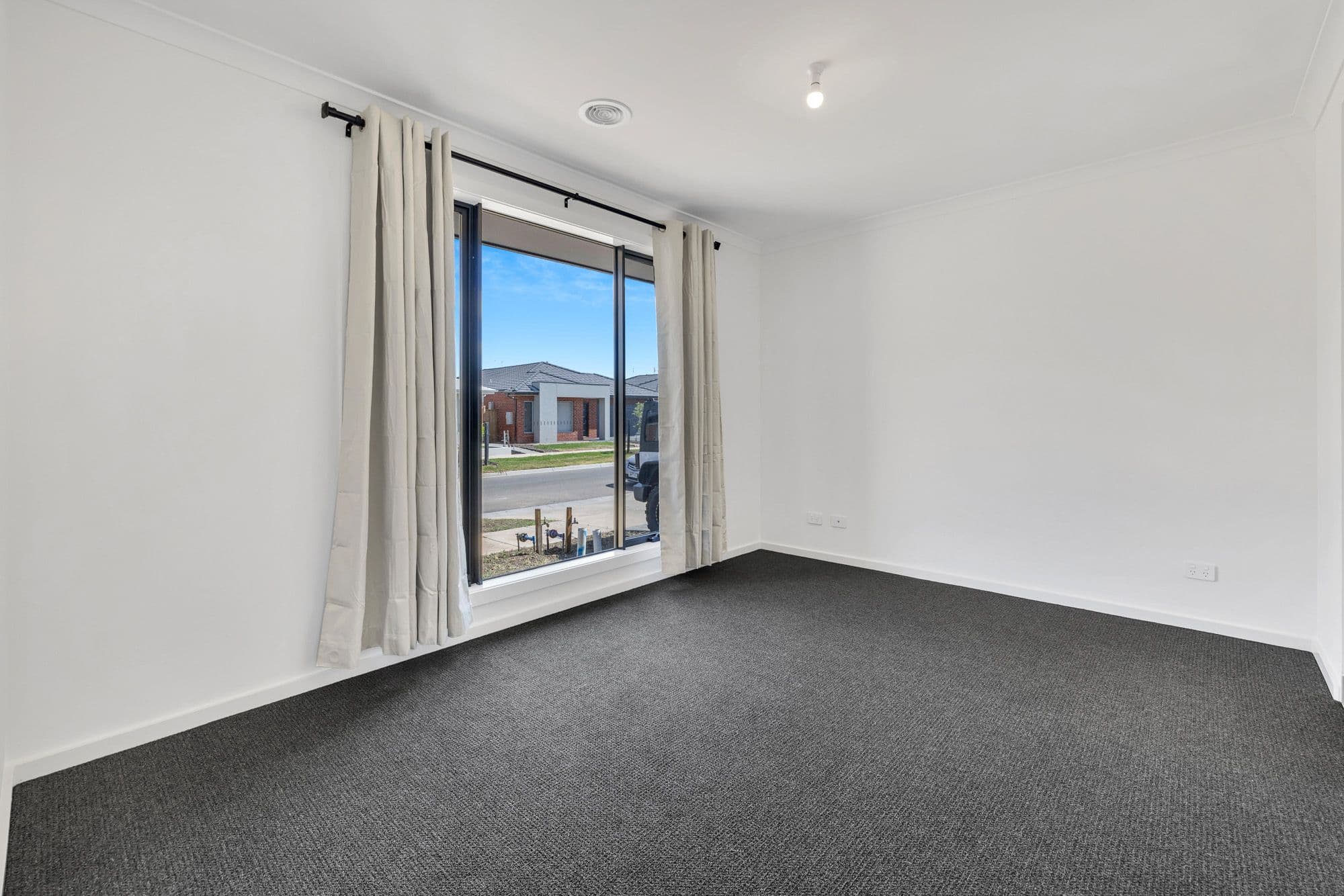 10 Copal Street, Mambourin VIC 3024, Mambourin - Thumbnail 2