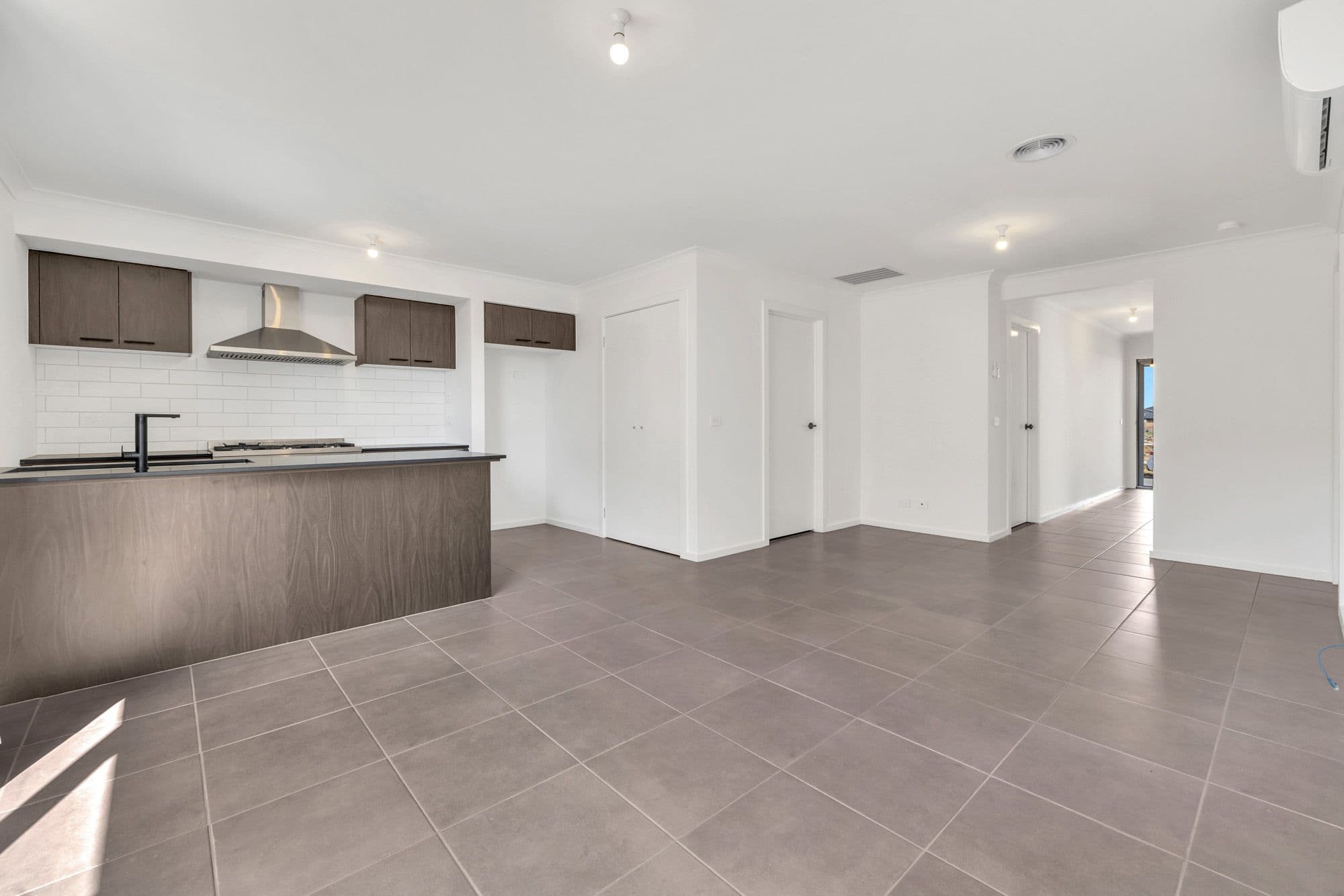 10 Copal Street, Mambourin VIC 3024, Mambourin - Thumbnail 5