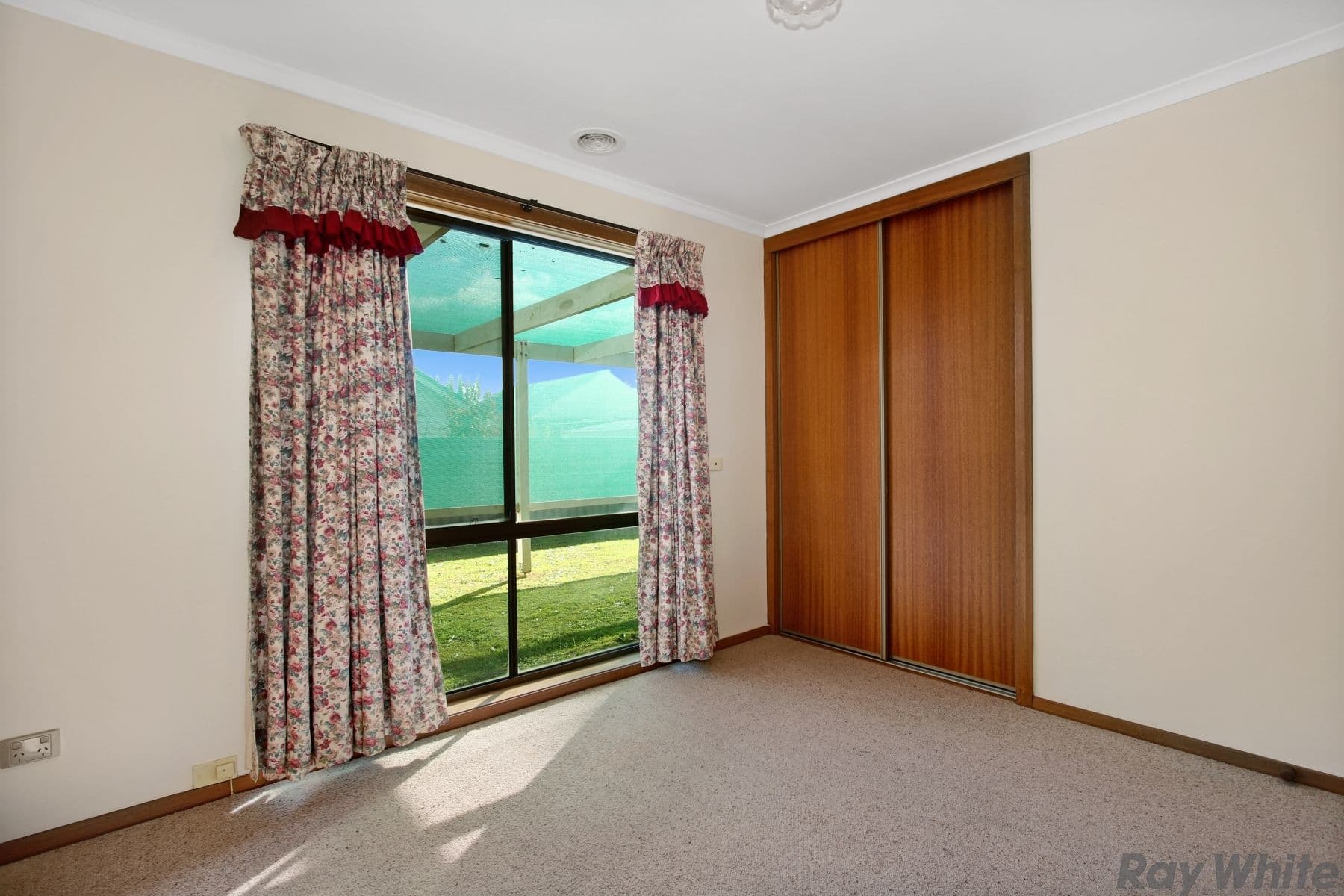 3 Meadows Avenue, Benalla VIC 3672, Benalla - Thumbnail 4