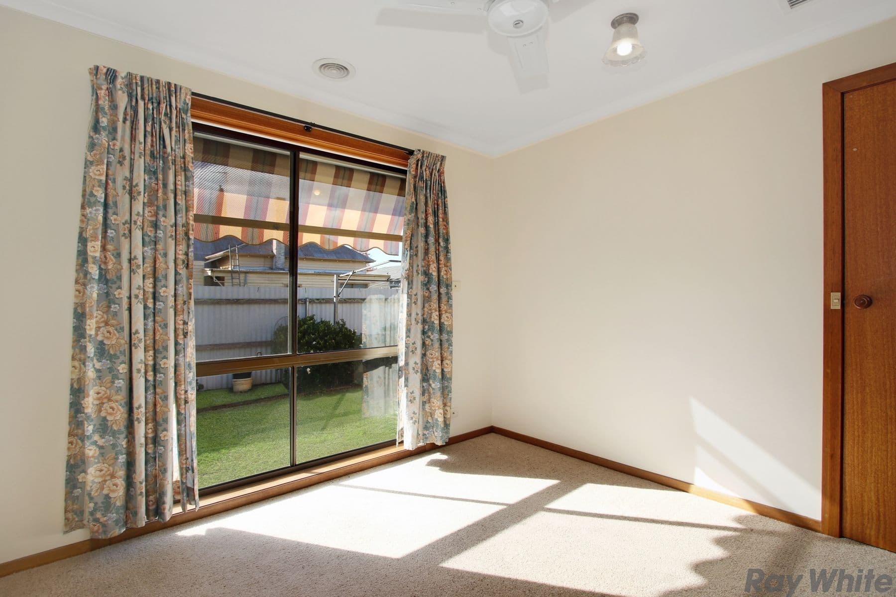 3 Meadows Avenue, Benalla VIC 3672, Benalla - Thumbnail 5