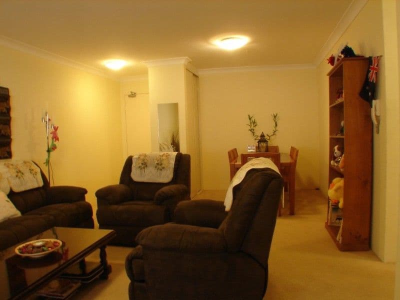 104 Glencoe Street, SUTHERLAND NSW 2232, Sutherland - Thumbnail 3