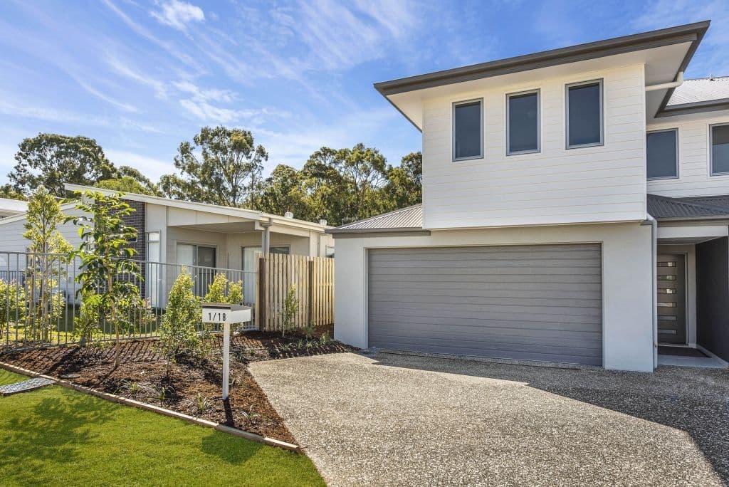 18 Sapphire Place, Elanora QLD 4221, Elanora - Thumbnail 2