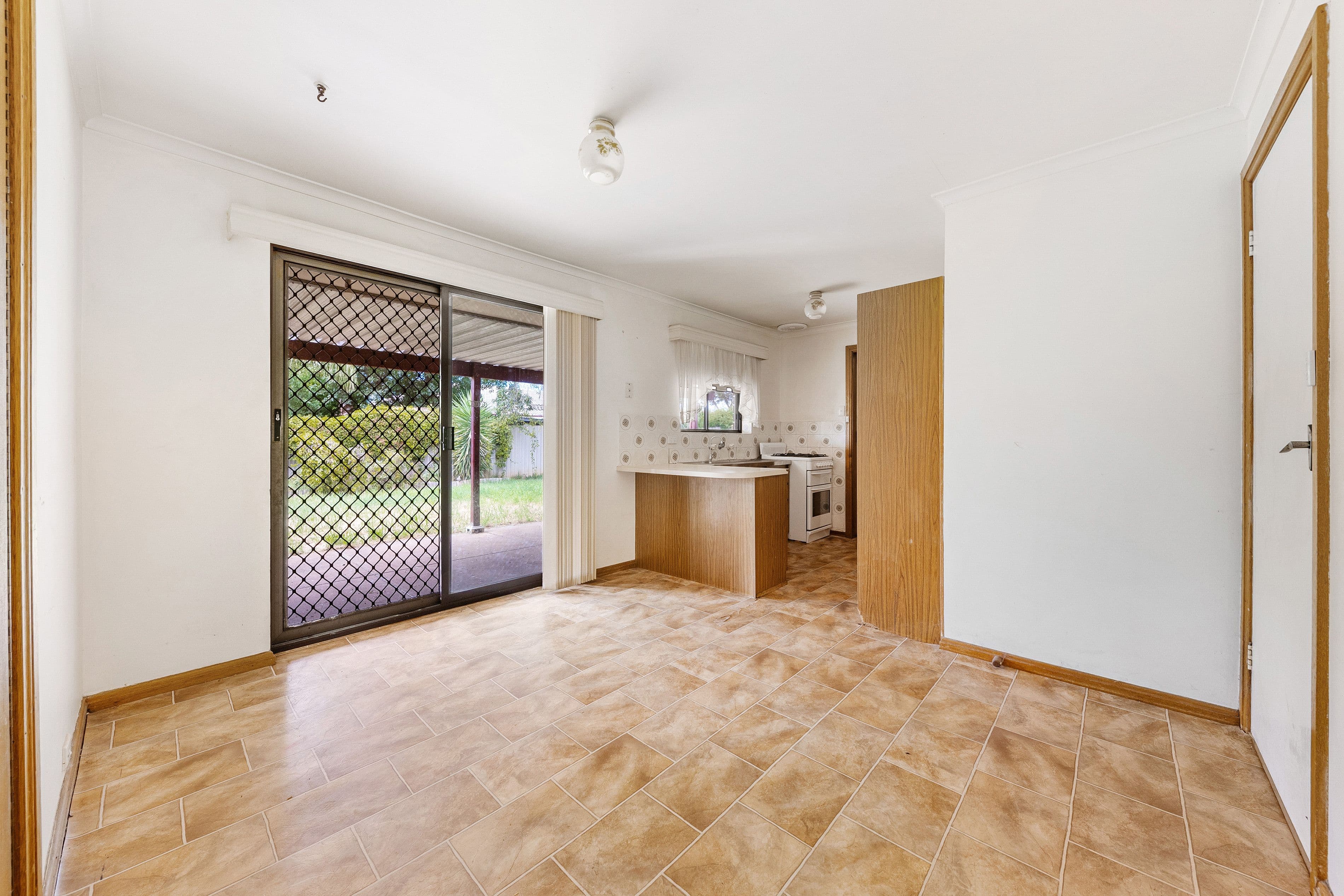 4 Ohio Court, Parafield Gardens SA 5107, Parafield Gardens - Thumbnail 6