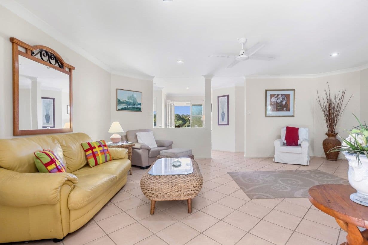 14 Langley Place, Albany Creek QLD 4035, Albany Creek - Thumbnail 2