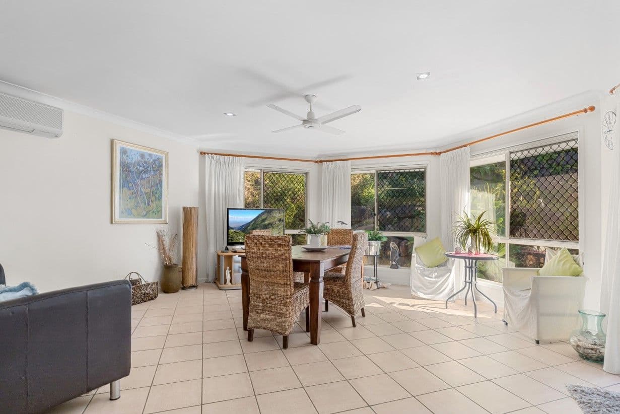 14 Langley Place, Albany Creek QLD 4035, Albany Creek - Thumbnail 4
