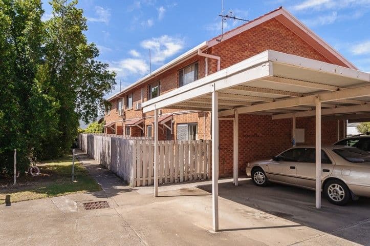 7 Eden Street, South Gladstone QLD 4680, South Gladstone - Thumbnail 2