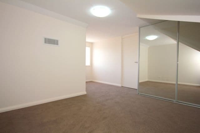 19-23 Chiswick Road, GREENACRE NSW 2190, Greenacre - Thumbnail 4