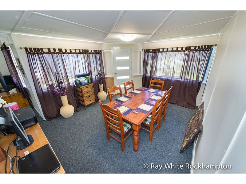 253 Hutton Street, Berserker QLD 4701, Berserker - Thumbnail 8