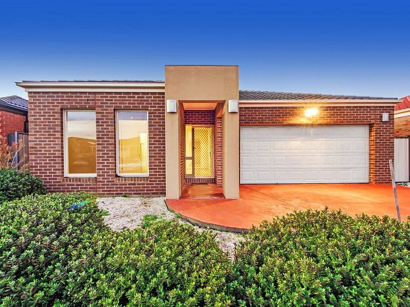 4 Lindrum Outlook, TARNEIT VIC 3029, Tarneit - Image 1