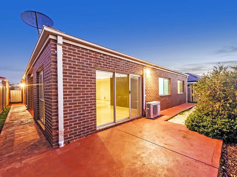 4 Lindrum Outlook, TARNEIT VIC 3029, Tarneit - Thumbnail 4