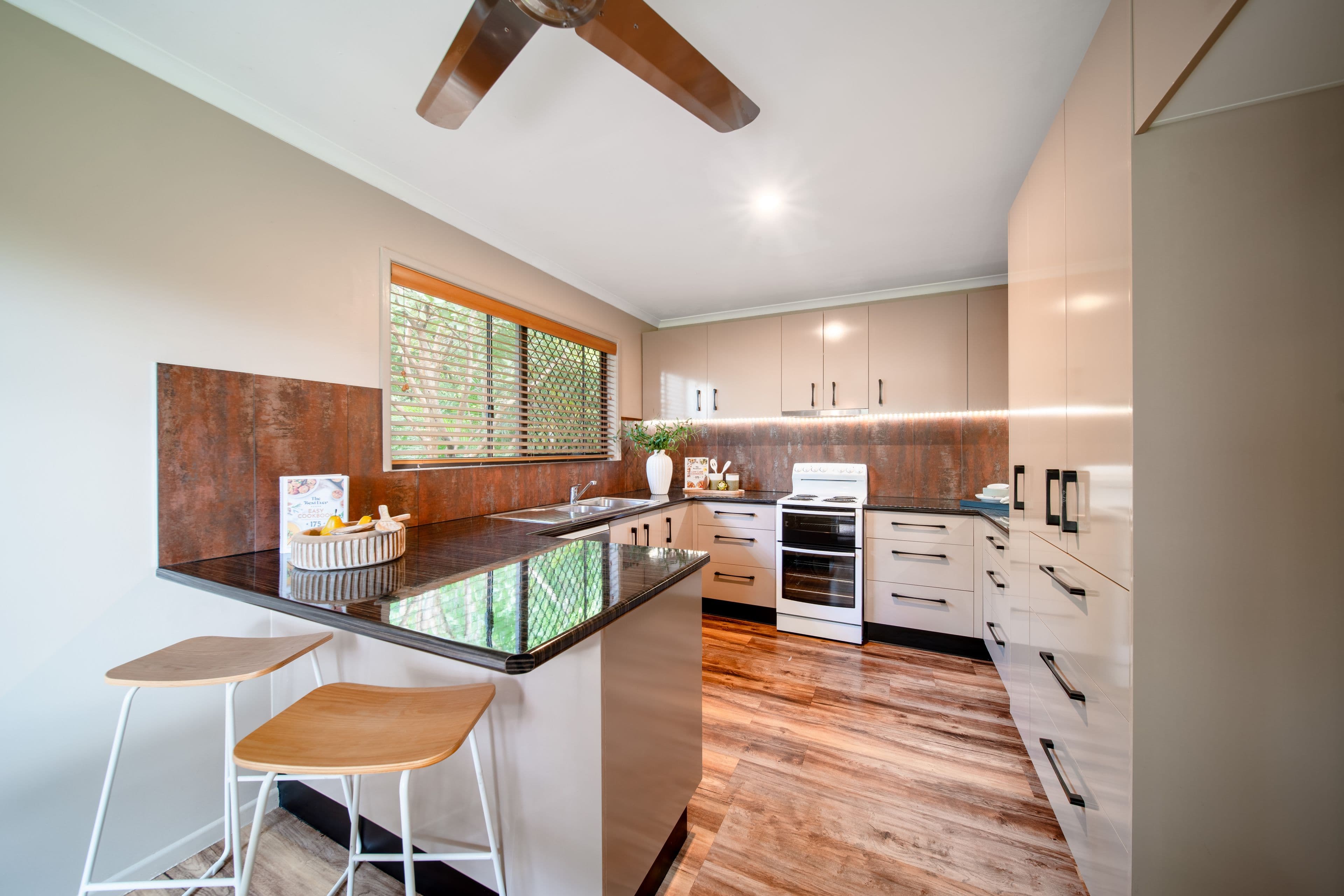 161 Panorama Drive, Rosemount QLD 4560, Rosemount - Thumbnail 4