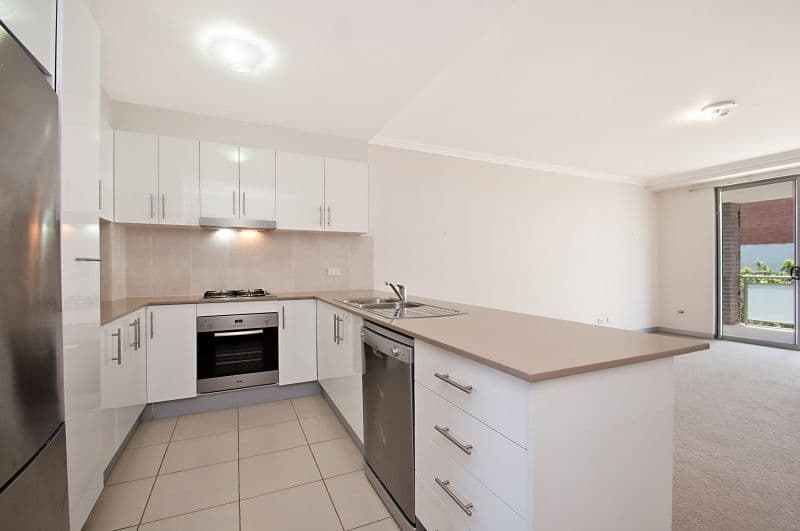 41 Roseberry Street, MANLY VALE NSW 2093, Manly Vale - Thumbnail 2