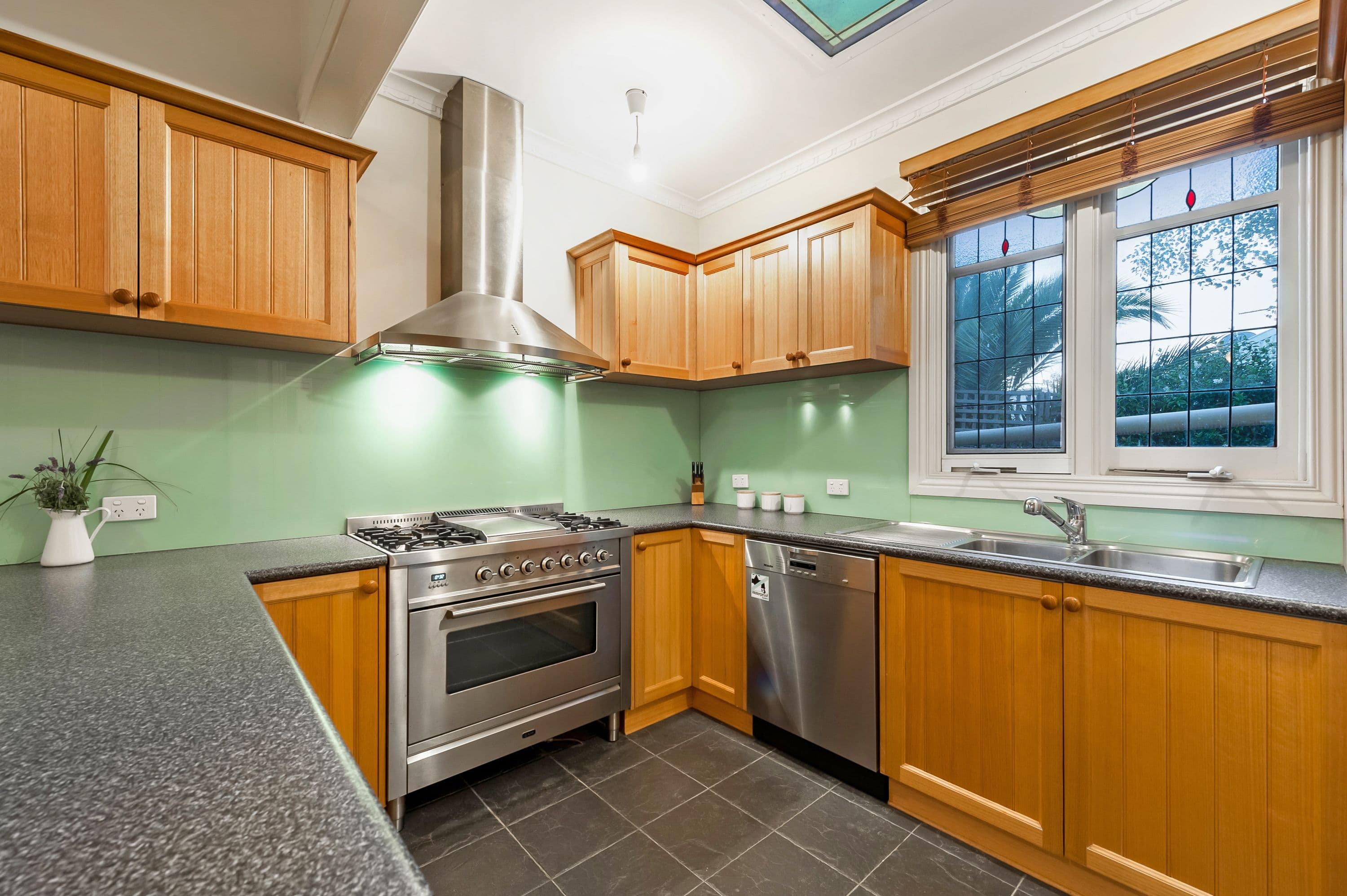 283 Tyler Street, Preston VIC 3072, Preston - Thumbnail 6