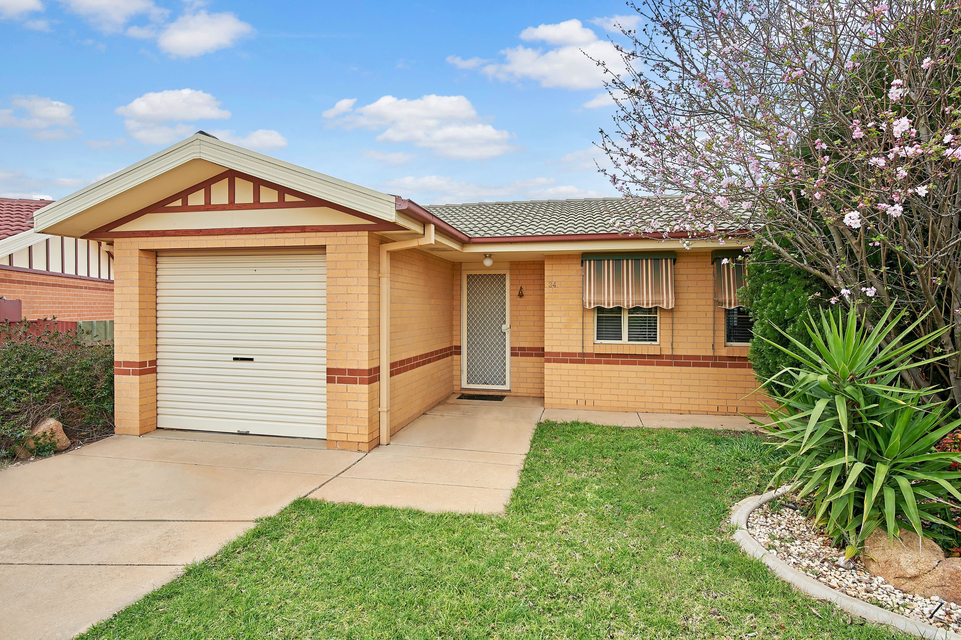 34 Girraween Mews, Glenfield Park NSW 2650, Glenfield Park - Image 1