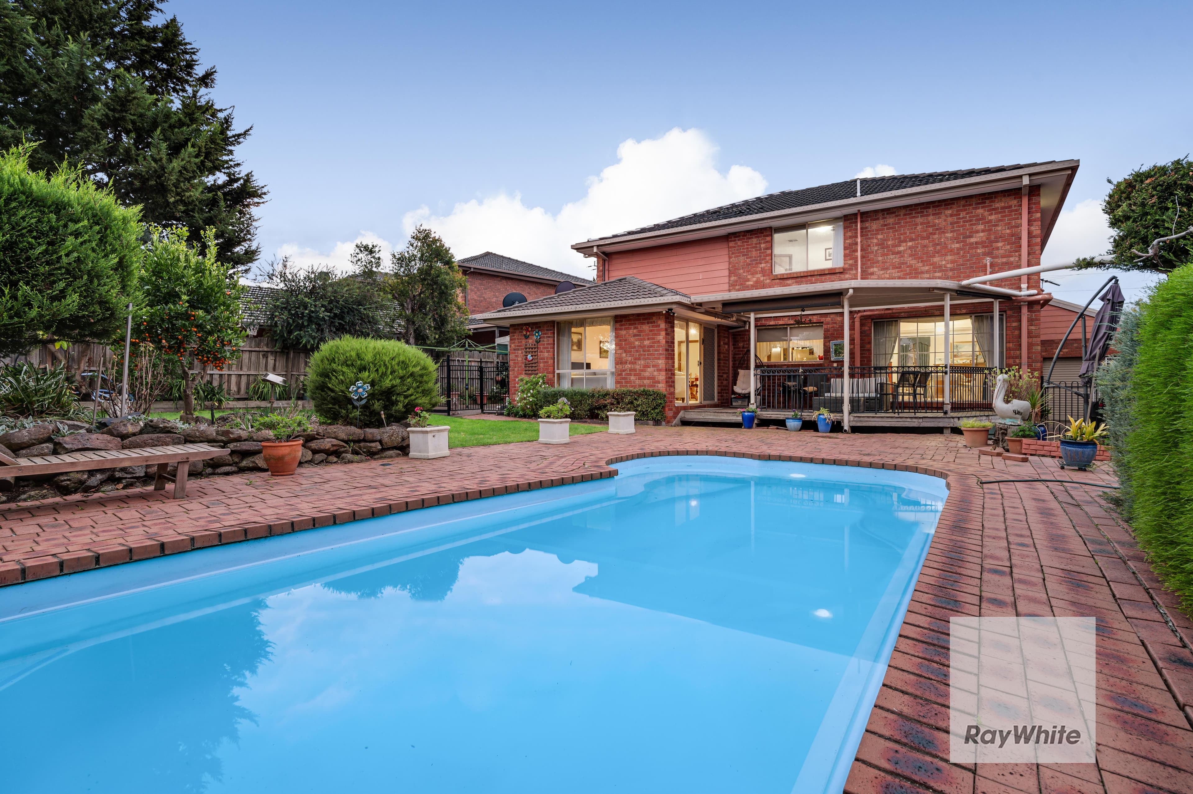 8 Fleetwood Drive, Greenvale VIC 3059, Greenvale - Thumbnail 2