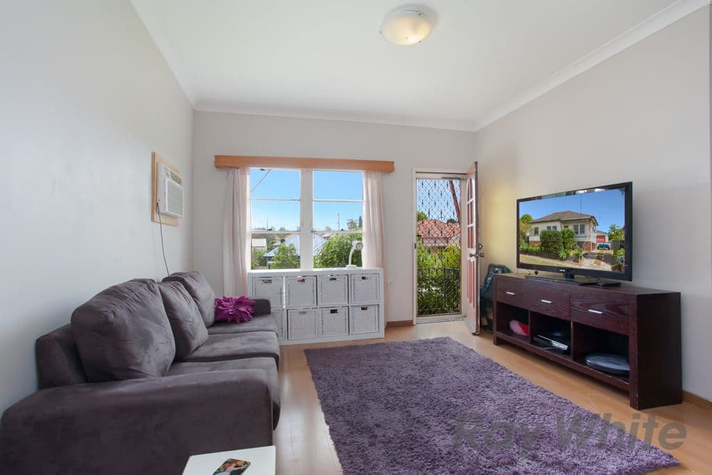 112 Lorna Street, WARATAH WEST NSW 2298, Waratah West - Thumbnail 2
