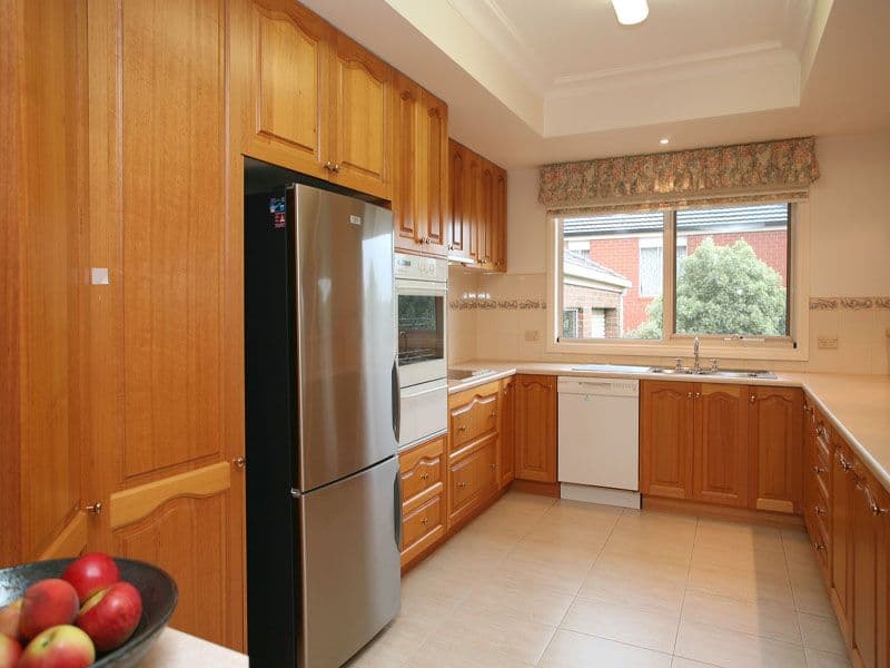 6 Yarraridge Drive, CHIRNSIDE PARK VIC 3116, Chirnside Park - Thumbnail 5
