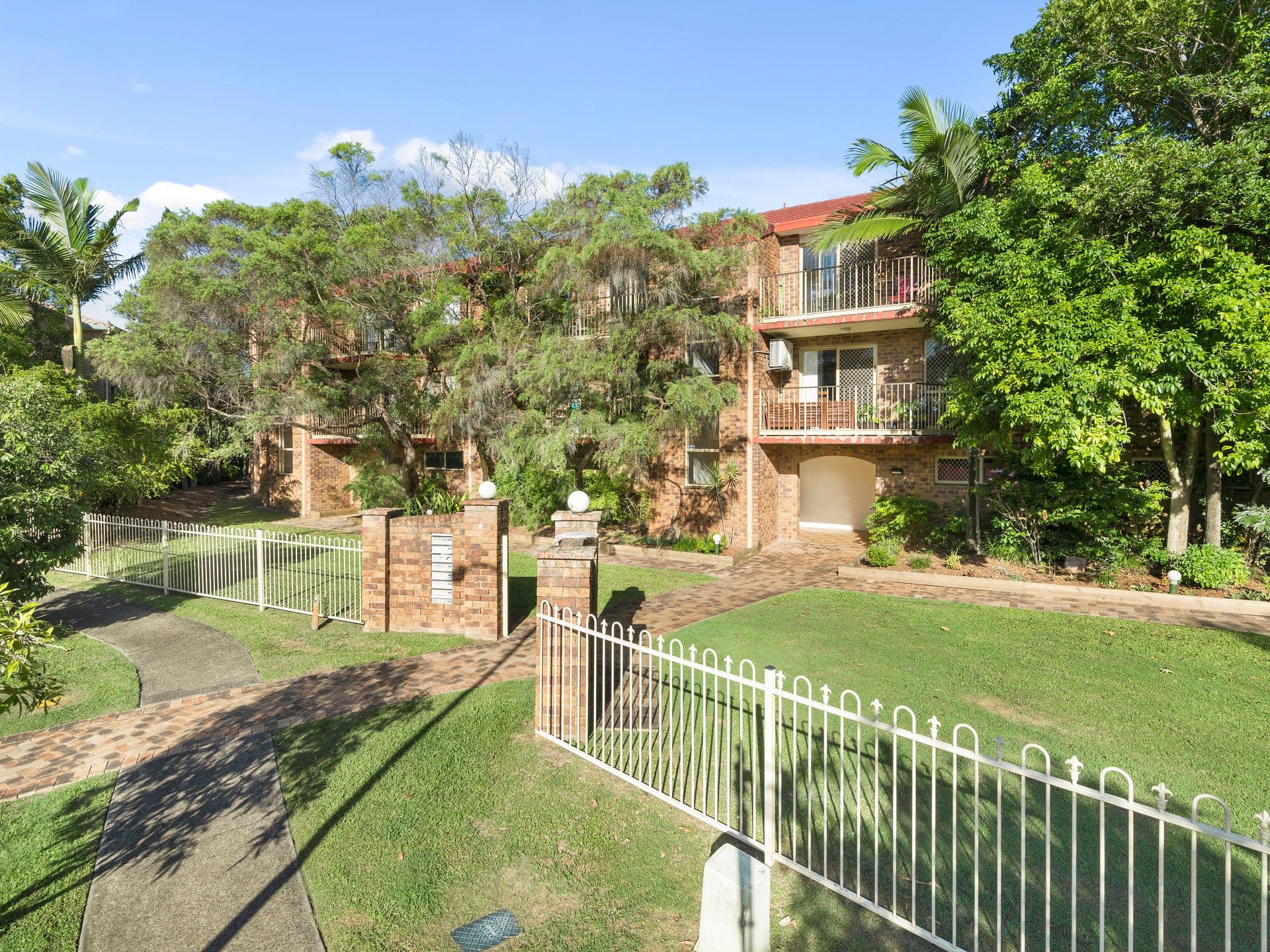 4 Rolan Court, Palm Beach QLD 4221, Palm Beach - Thumbnail 8