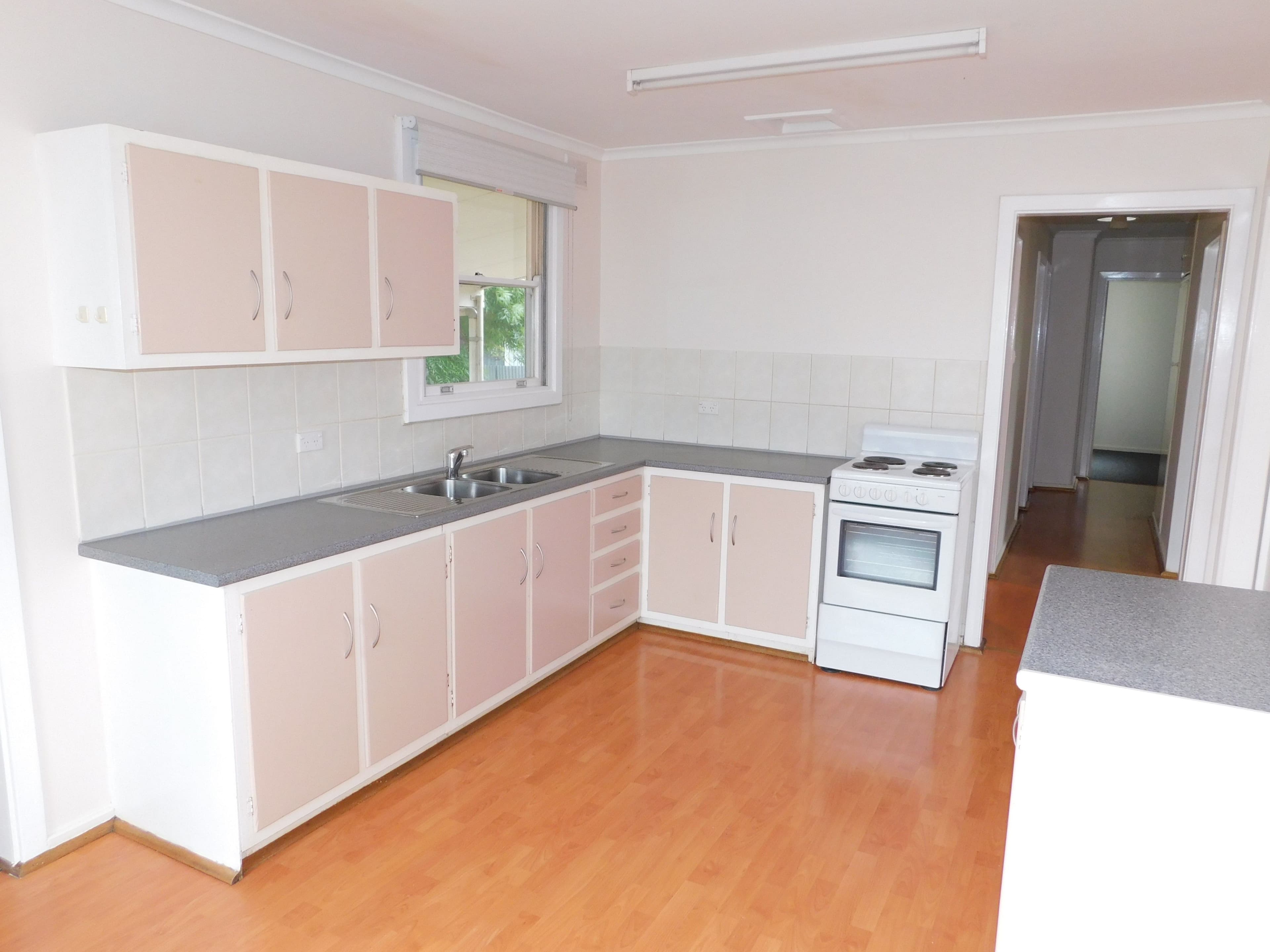 55 Densley Avenue, Bordertown SA 5268, Bordertown - Thumbnail 2
