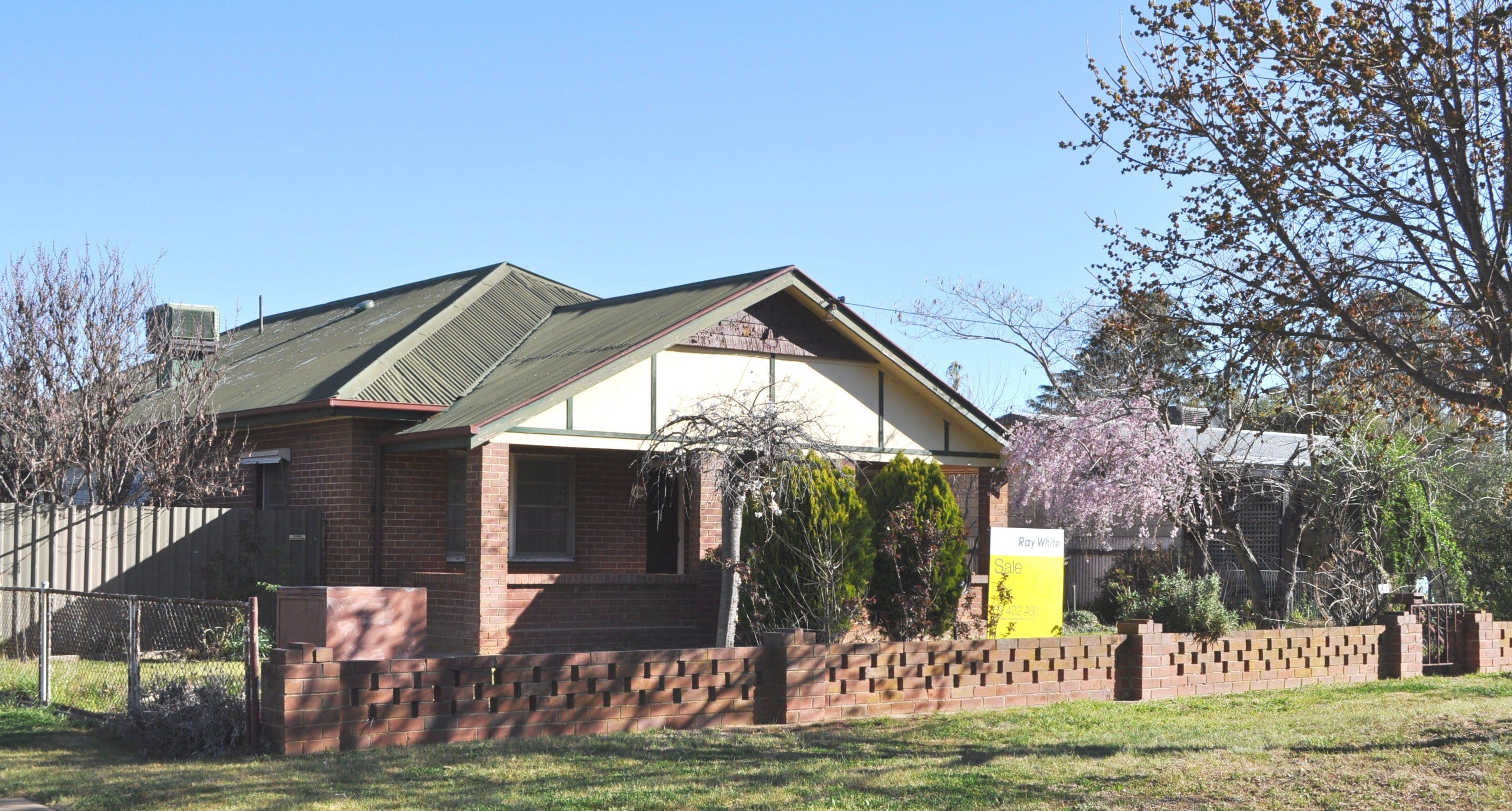 34 Florance Street, Cootamundra - Image 1