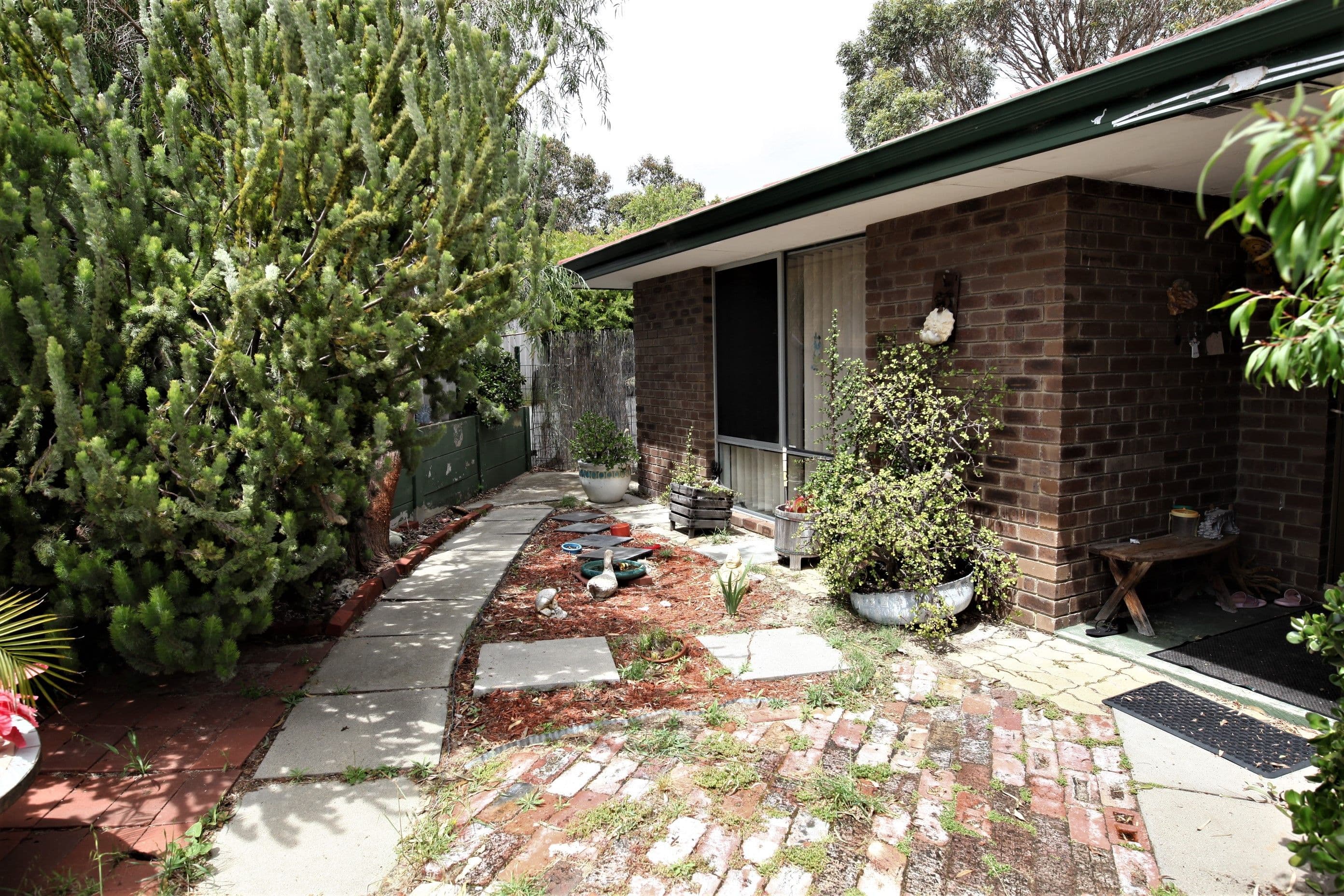 4 Cane Court, Beechboro WA 6063, Beechboro - Thumbnail 2