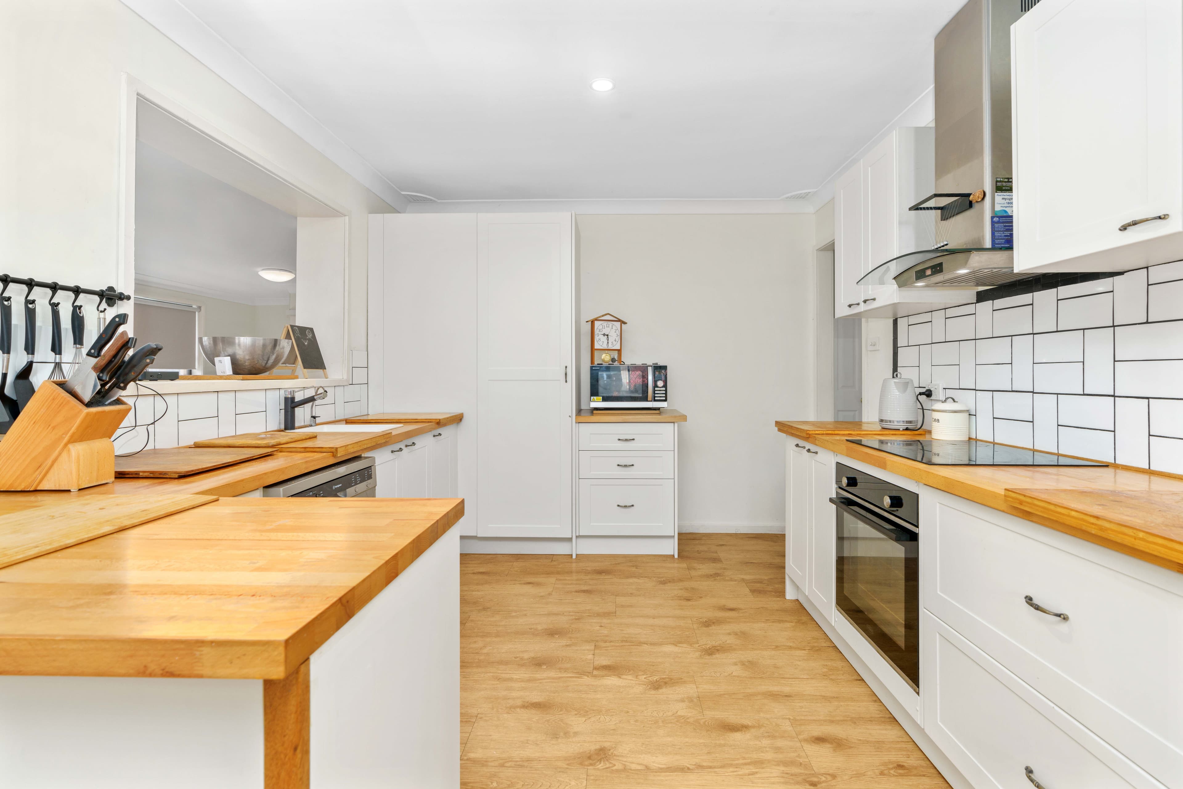 37 Greenwell Point Road, Nowra NSW 2541, Nowra - Thumbnail 3
