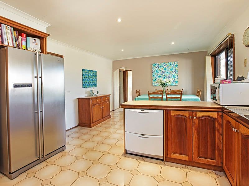 12 Boolarong Drive, BELMONT VIC 3216, Belmont - Thumbnail 4