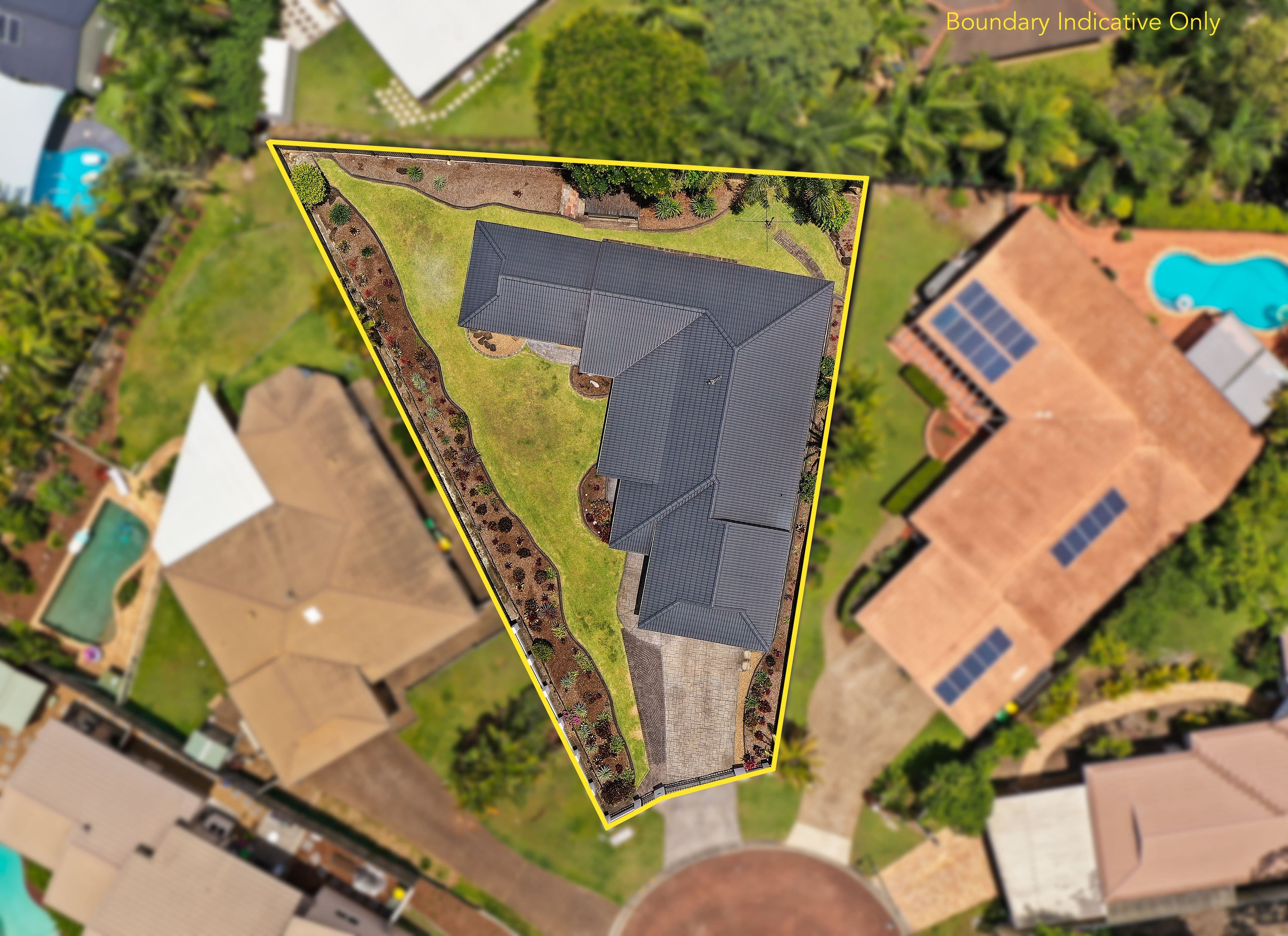 34 Moorabbin Place, Robina QLD 4226, Robina - Thumbnail 2
