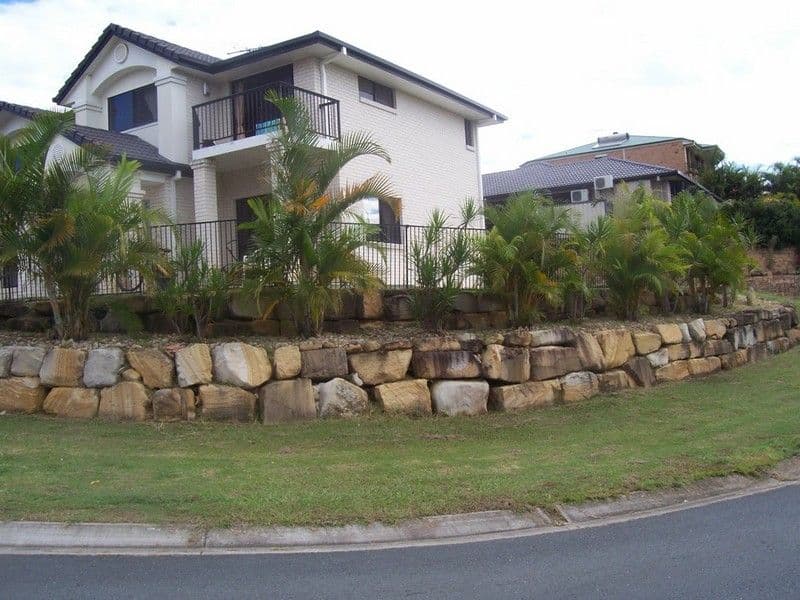 27 Gleneagles Crescent, OXLEY QLD 4075, Oxley - Thumbnail 2