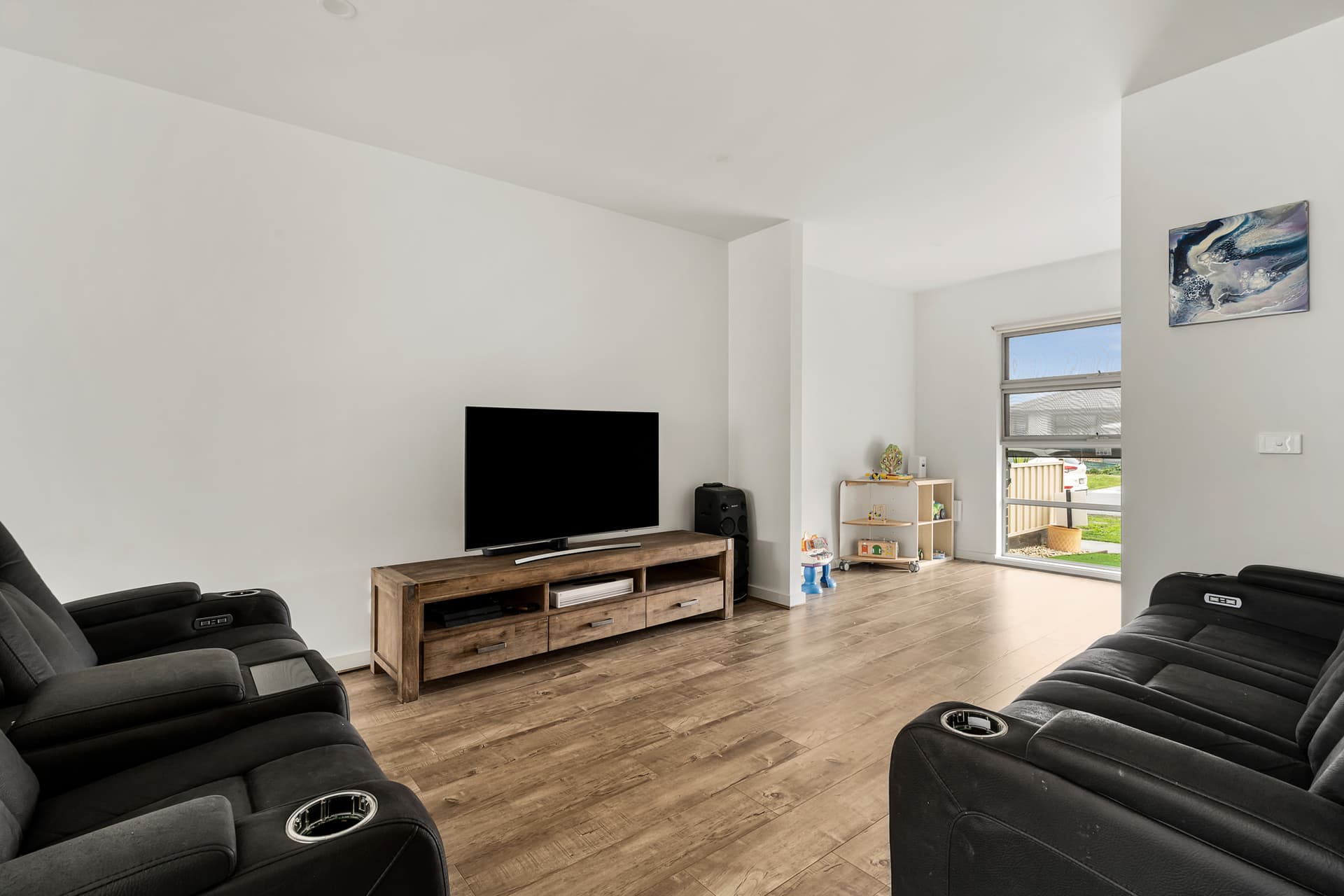 15 Canterbury Close, Terrigal, Terrigal - Thumbnail 5
