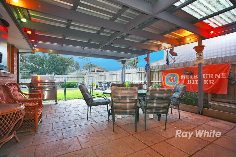 11 Jaye Place, CRANBOURNE WEST VIC 3977, Cranbourne West - Thumbnail 3