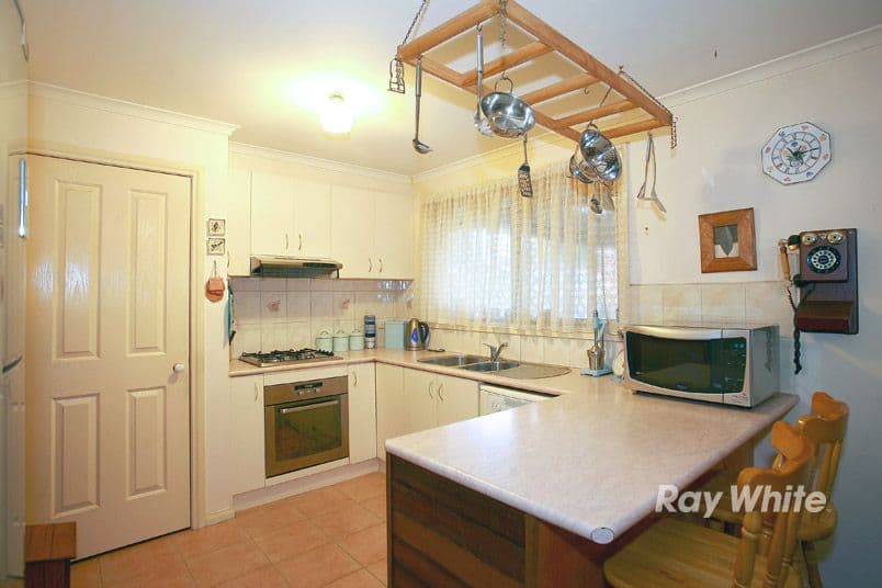 11 Jaye Place, CRANBOURNE WEST VIC 3977, Cranbourne West - Thumbnail 4