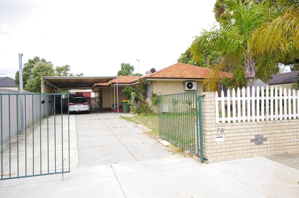 76 Redcliffe Avenue, BALGA WA 6061, Balga - Thumbnail 3