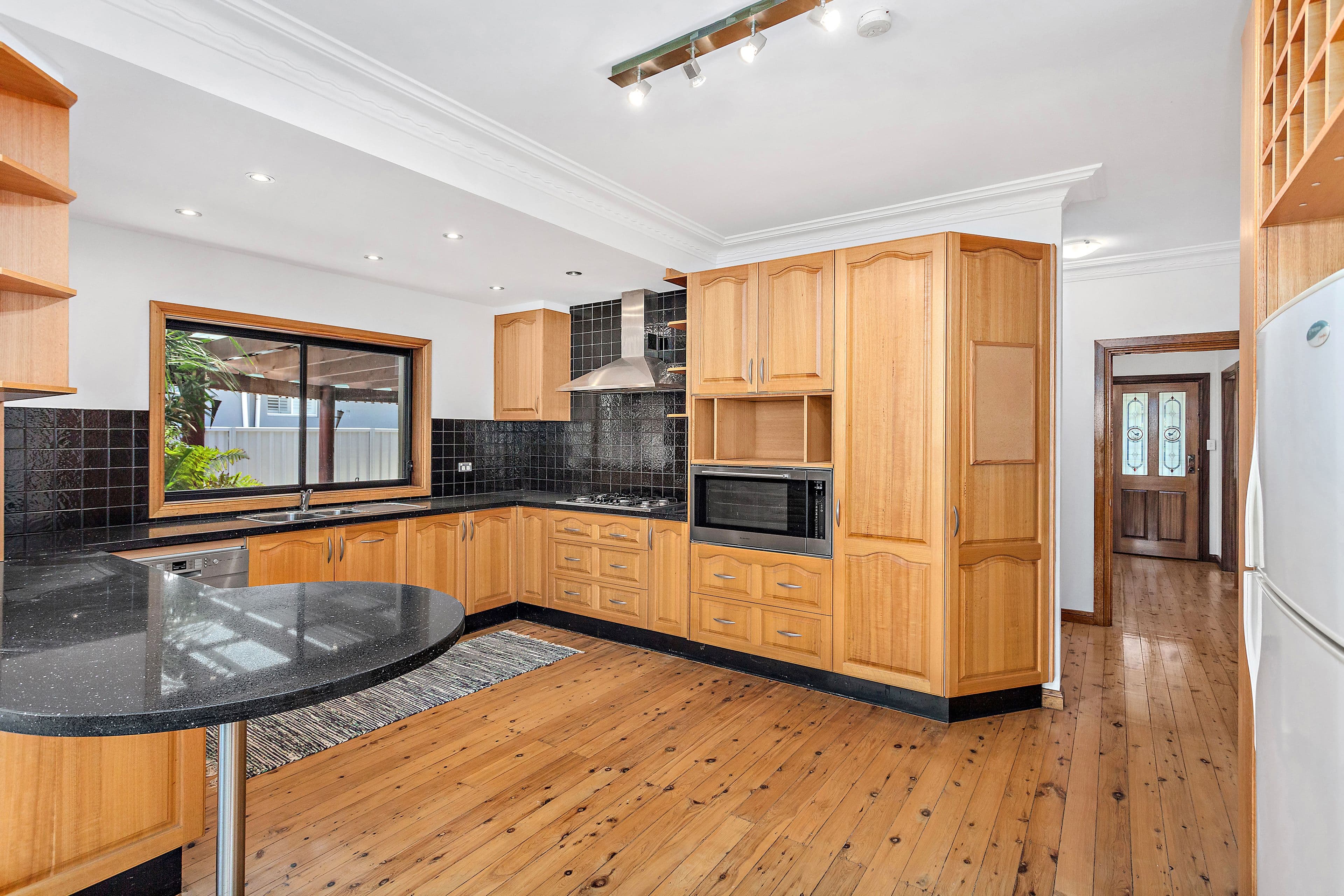 13 Headland Parade, Barrack Point - Thumbnail 3