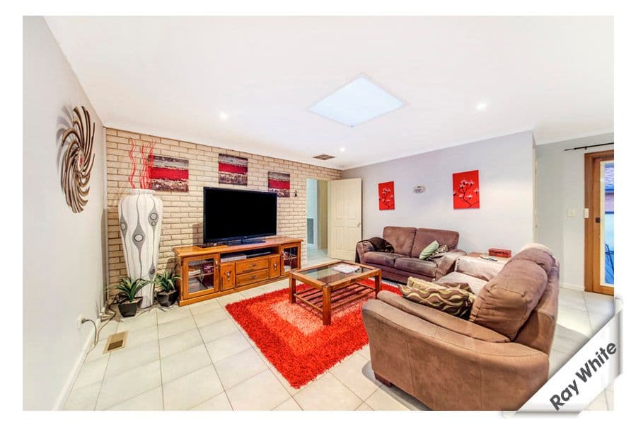 40 Nimmitabel Street, Queanbeyan NSW 2620, Queanbeyan West - Thumbnail 4